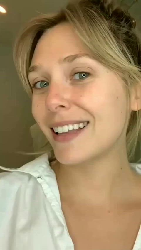 Elizabeth Olsen is so hot even without makeup