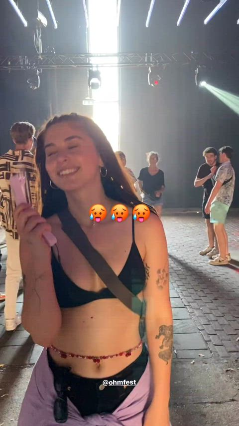 dutch girls sexy clip