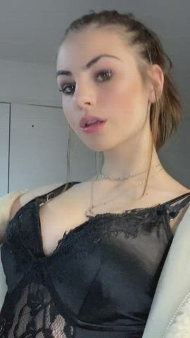 british cleavage downblouse lingerie pale perky spandex teen tiktok clip