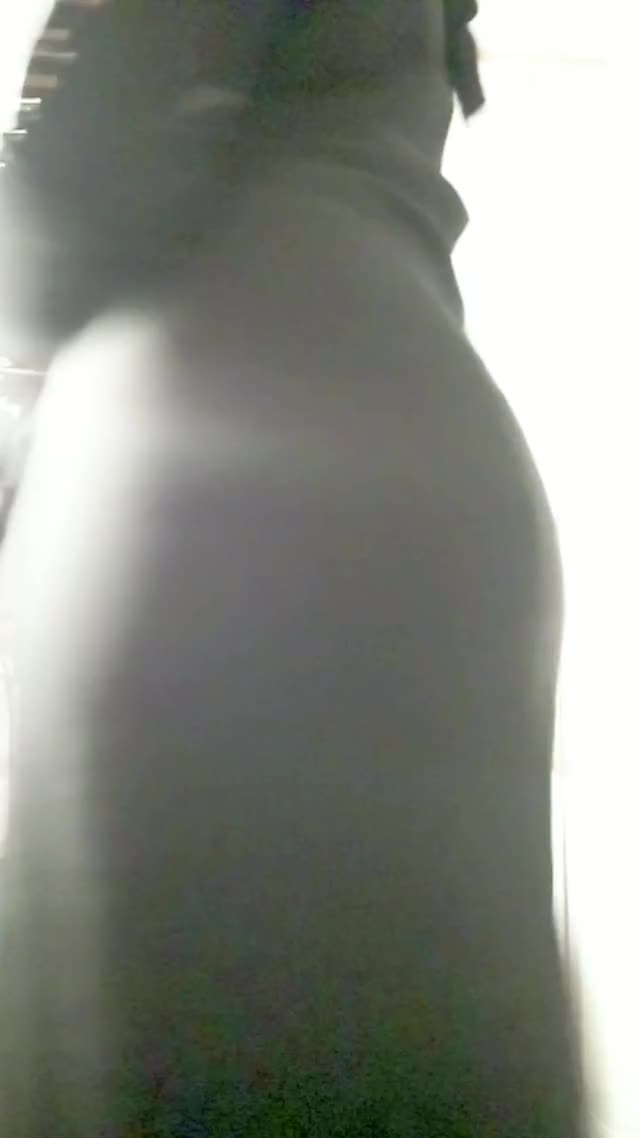Ass spreasd