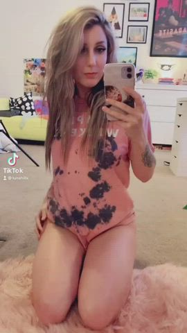 Amateur Blonde Homemade Naked Nude Petite Selfie Teen TikTok clip