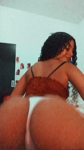 Latina Thick Twerking clip