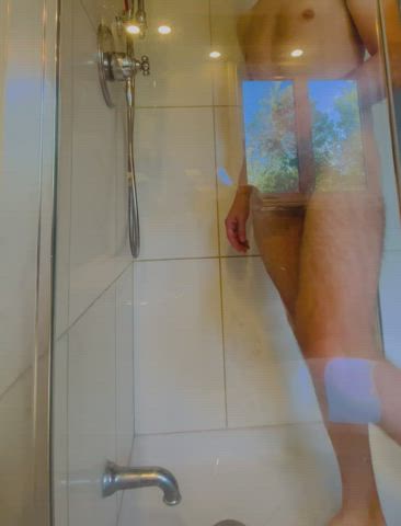 Shower shot ππ¦
