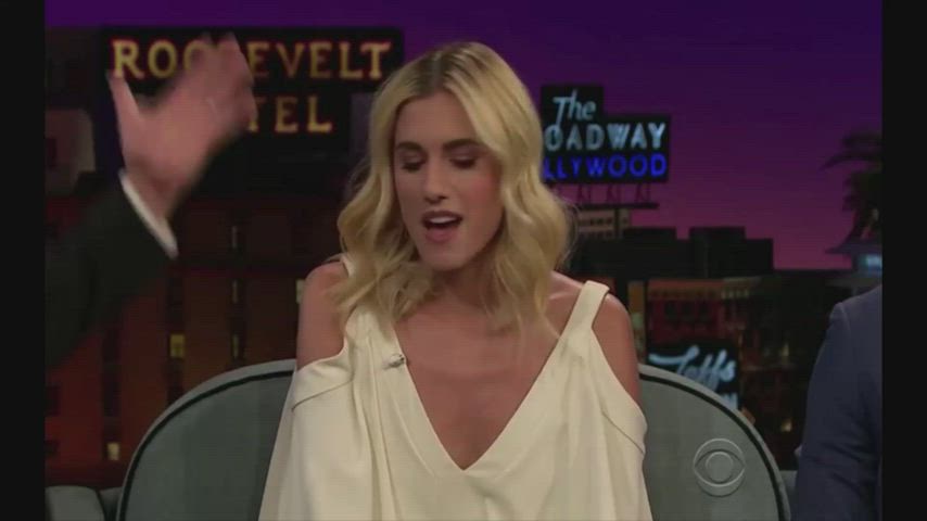 Allison Williams Sucks Off An Old Dude