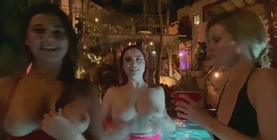 Boobs Celebrity Lesbian clip