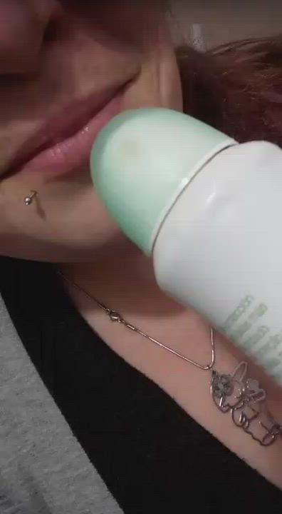 Amateur BBW Carmen Caliente Masturbating clip