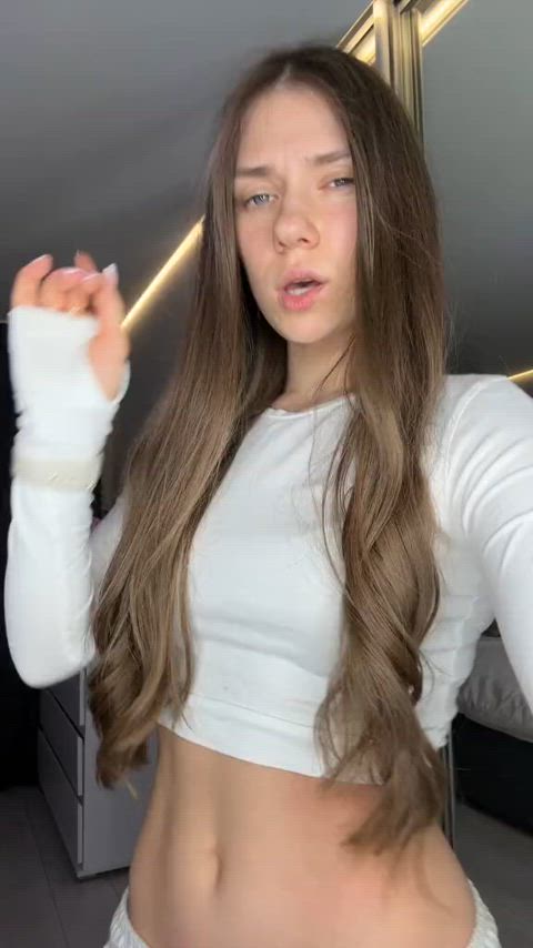 brunette dancing tiktok ukrainian clip