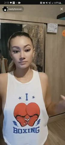 Bubble Butt Flashing TikTok clip