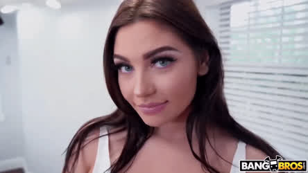 Brunette Pawg Twerking clip