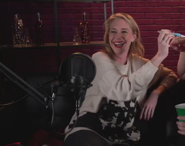 Celebrity Clothed Tongue Fetish clip