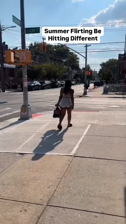 jiggle jiggling walking clip