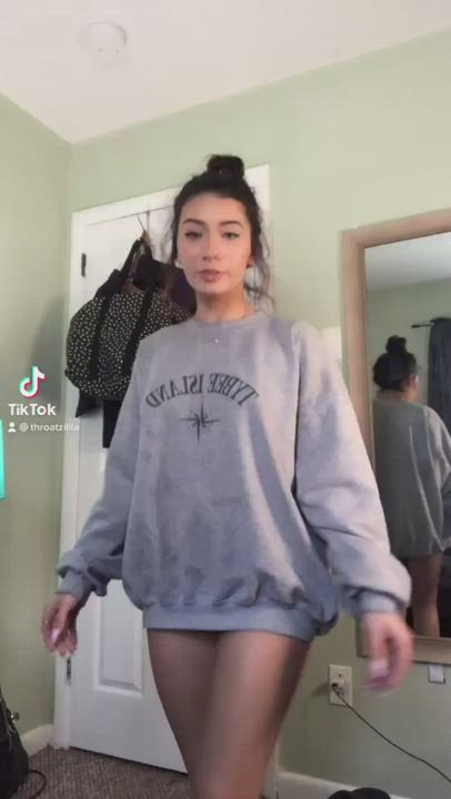 Naked TikTok Undressing clip