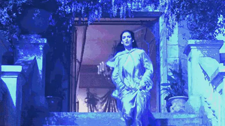 Bouncing Tits Celebrity Winona Ryder clip
