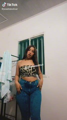 18 Years Old Big Ass Dancing clip