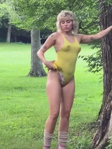 boobs booty celebrity cute miley cyrus nsfw nipples pretty clip
