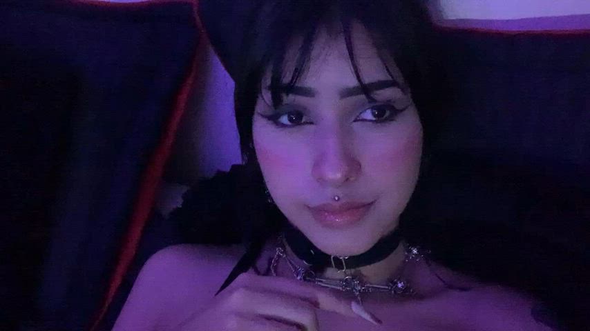 18 years old amateur horny nsfw natural tits onlyfans schoolgirl tits clip