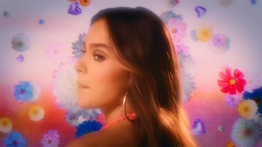 hailee steinfeld sexy sexy voice clip