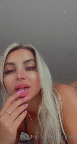 Blonde Flashing Lingerie clip