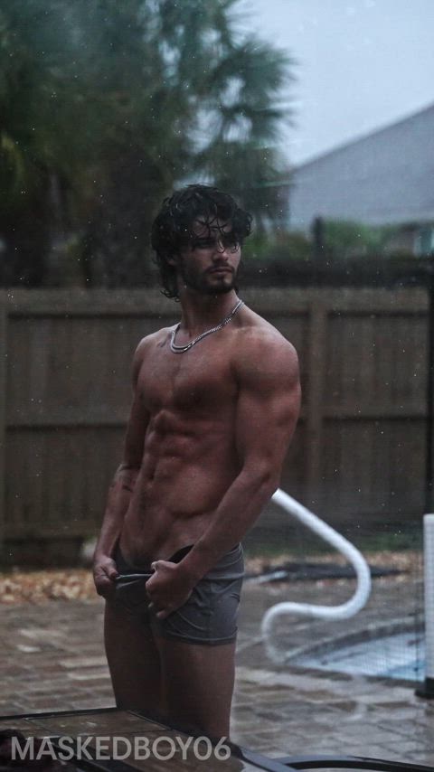 Are you getting wet with me π§οΈπ