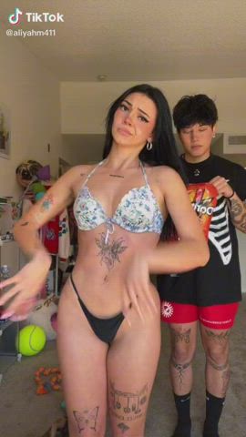 Angry twerking