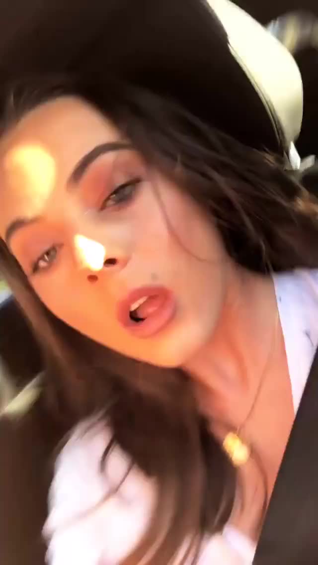 celebrity clip