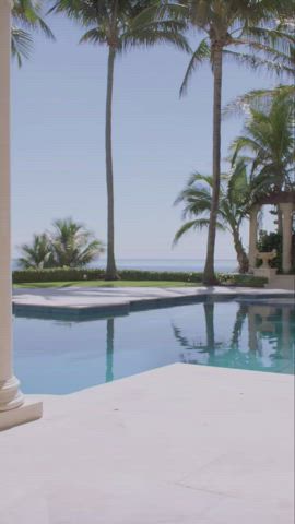 Barbara Palvin Bikini Cleavage clip