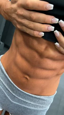 muscles muscular girl muscular milf clip