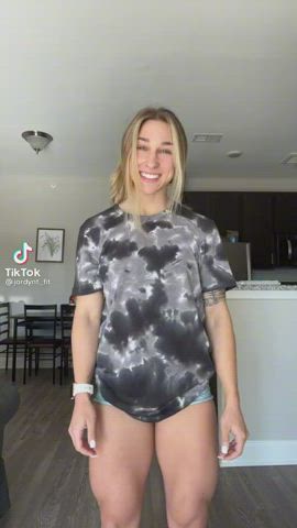 Bodybuilder Fitness Muscular Girl TikTok clip