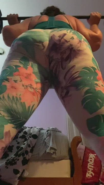 Booty Leggings Workout clip