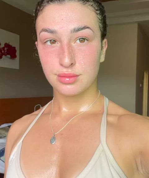 babe lips sexy clip