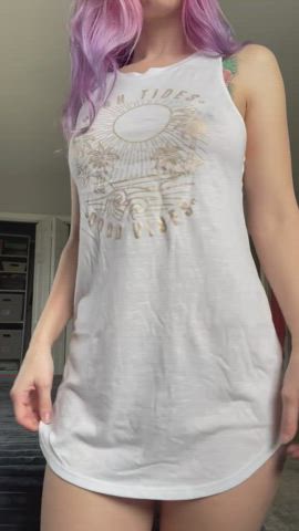 Playful milf at your service