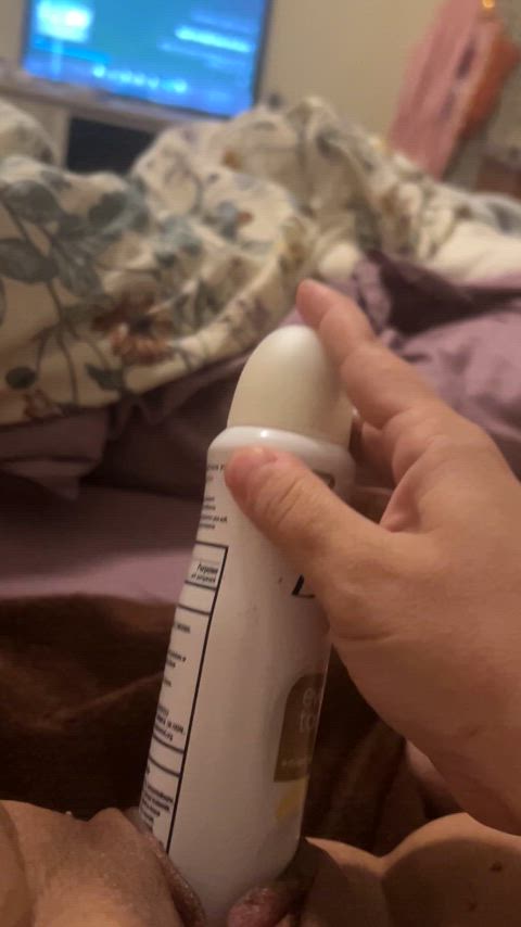 amateur masturbating object insertion pussy solo clip