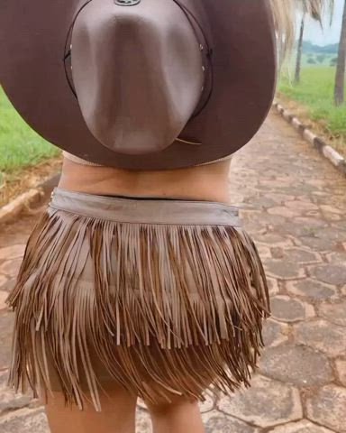 big ass bikini celebrity clip