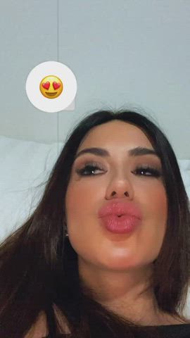 Brazilian Brown Eyes Brunette Dani Facial Goddess Labia Tease clip