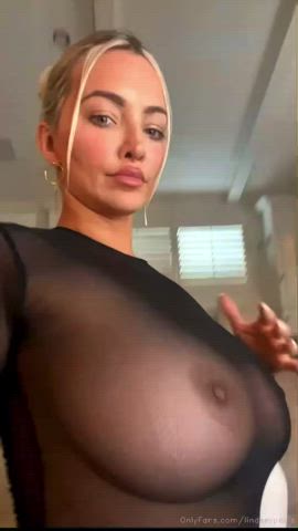 Huge Tits Nude Tits clip