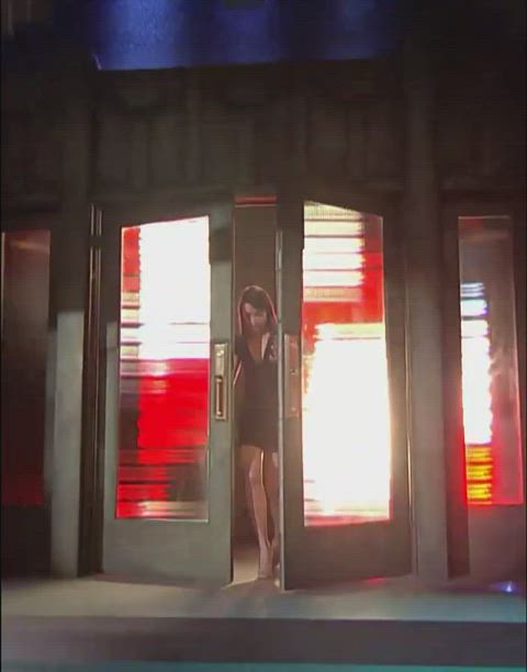 aubrey plaza legs long legs clip