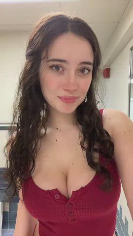 boobs dancing sexy tiktok clip