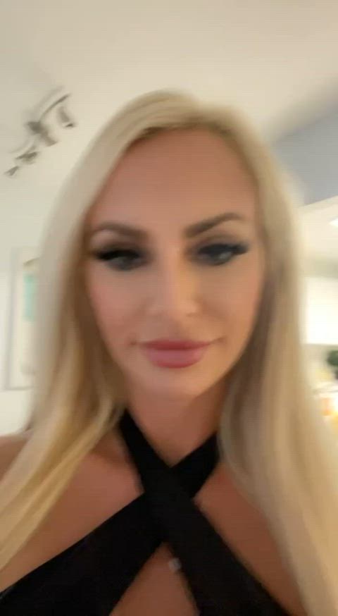 My horny body is craving hard cocks