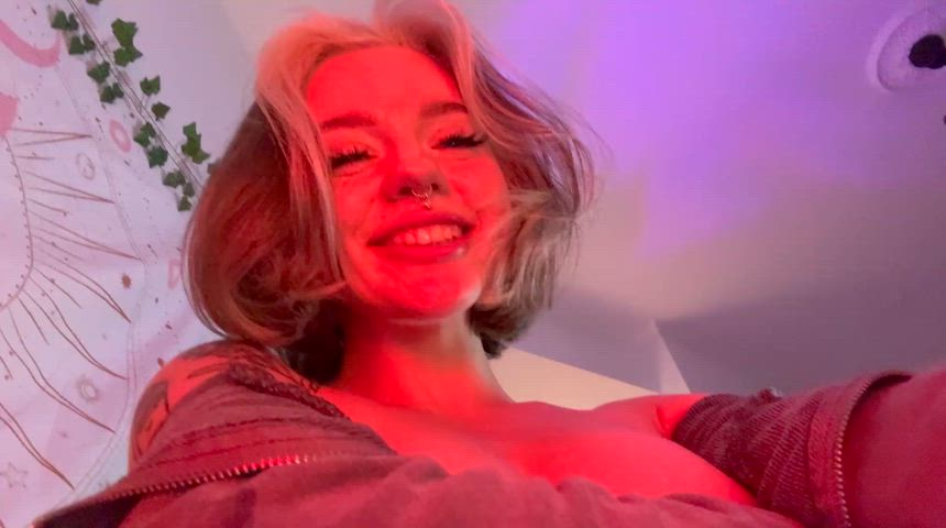 19 years old petite tease teen freeuse-fantasy legal-teens petite-chicks tik-tok