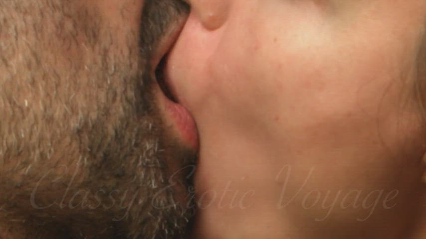fingering kissing passionate saliva sucking clip