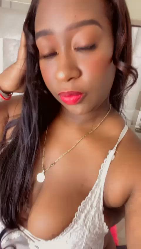 bra butterfly camsoda colombian joi lipstick messy nude pawg stripchat clip