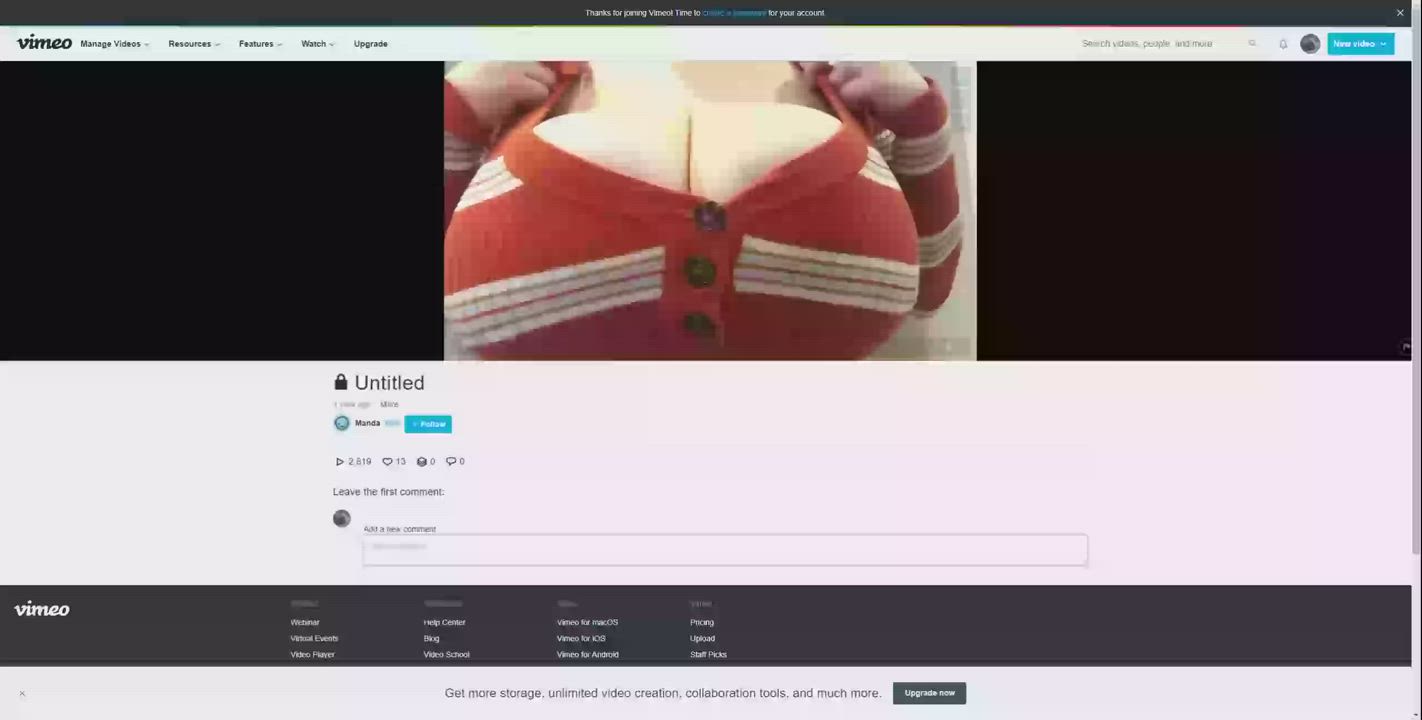 Babe Busty Huge Tits clip