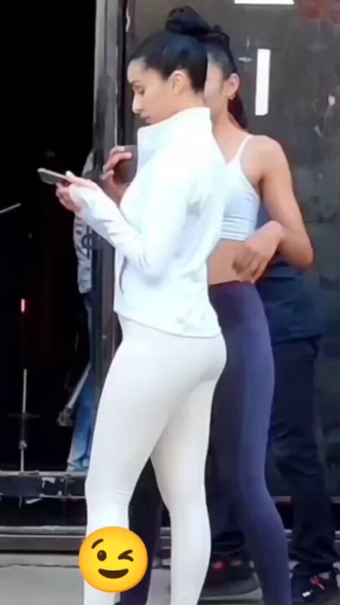 Shraddha Kapoor fit ass