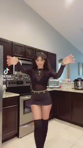 Dancing Teen TikTok clip