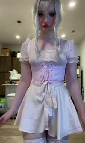 Flashing Hairy Little Dick Maid Trans clip