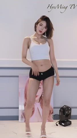 asian cute dancing korean model clip