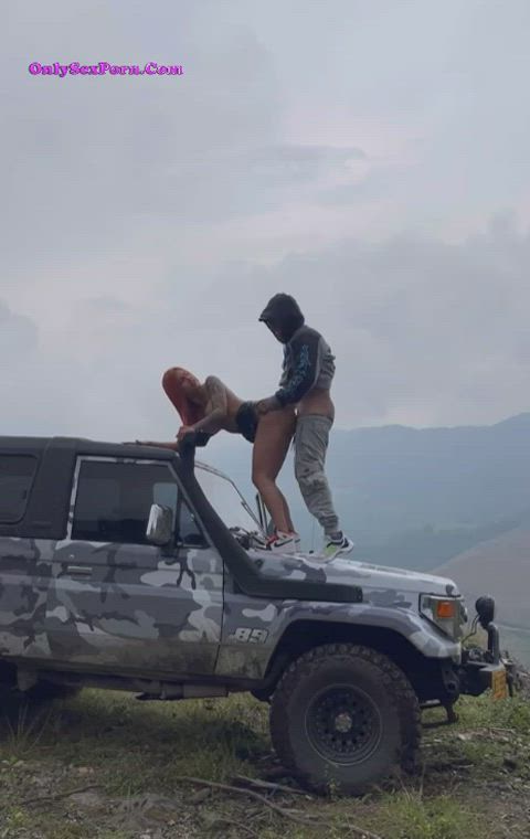 Outdoor Doggystyle Creampie
