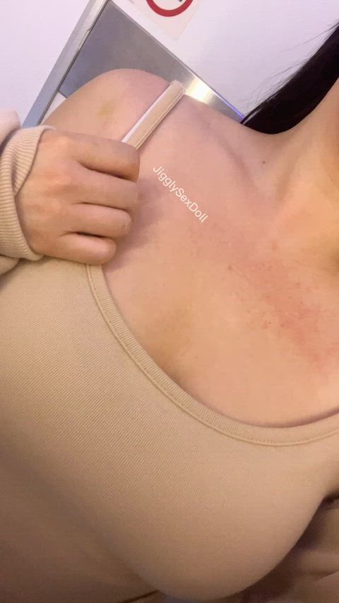 big tits tits onlyfans boobs nsfw babe clip