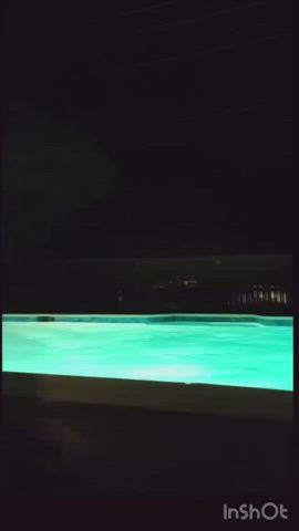 Huge Tits Pawg Pool clip