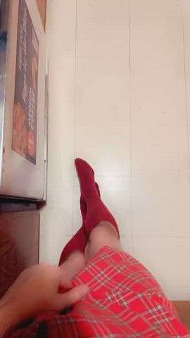 femboy flashing kitchen sissy clip